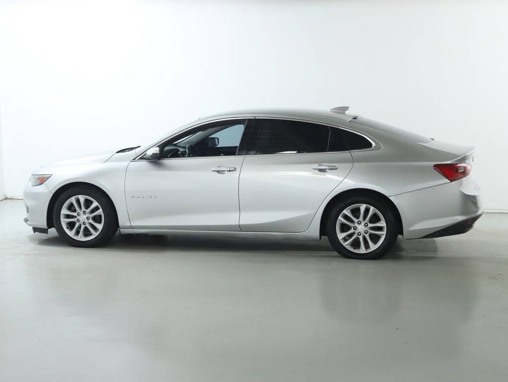 2017 Chevrolet Malibu Image 39