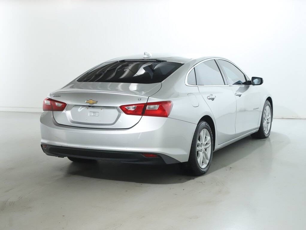 2017 Chevrolet Malibu Image 47