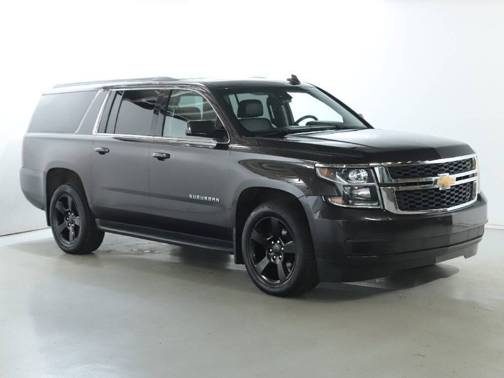 2016 Chevrolet Suburban Image 9