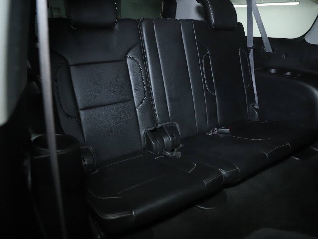 2016 Chevrolet Suburban Image 39