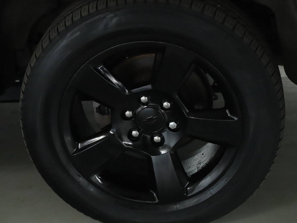 2016 Chevrolet Suburban Image 46