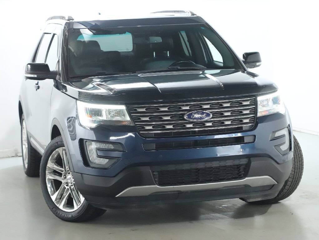 2016 Ford Explorer Image 2