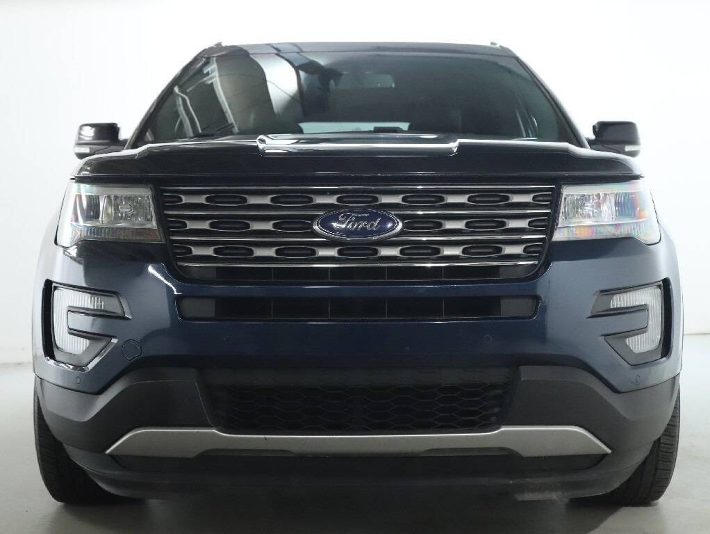 2016 Ford Explorer Image 5