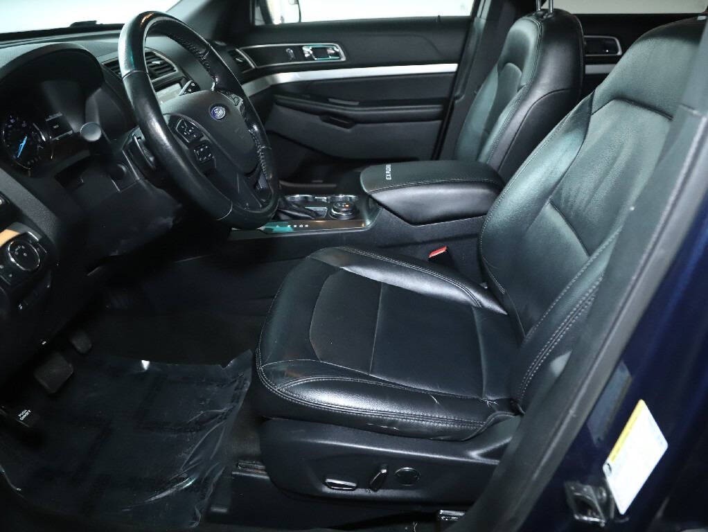 2016 Ford Explorer Image 19