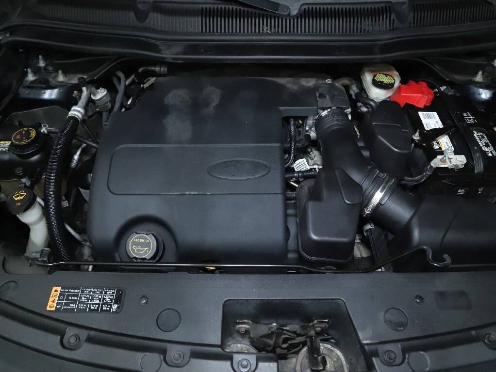 2016 Ford Explorer Image 38