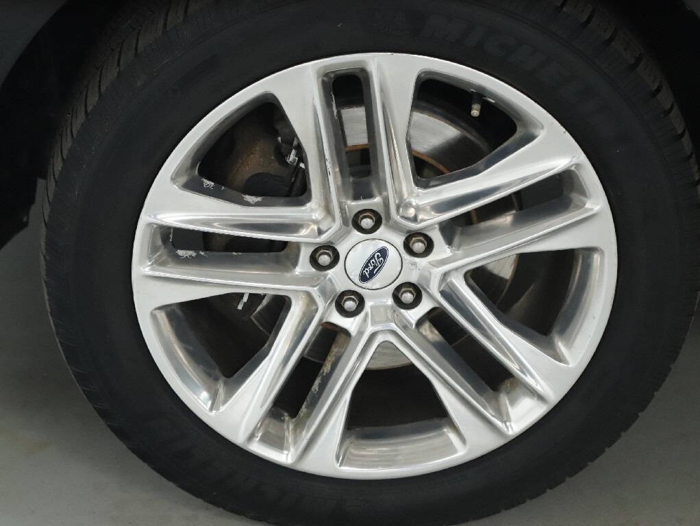 2016 Ford Explorer Image 40