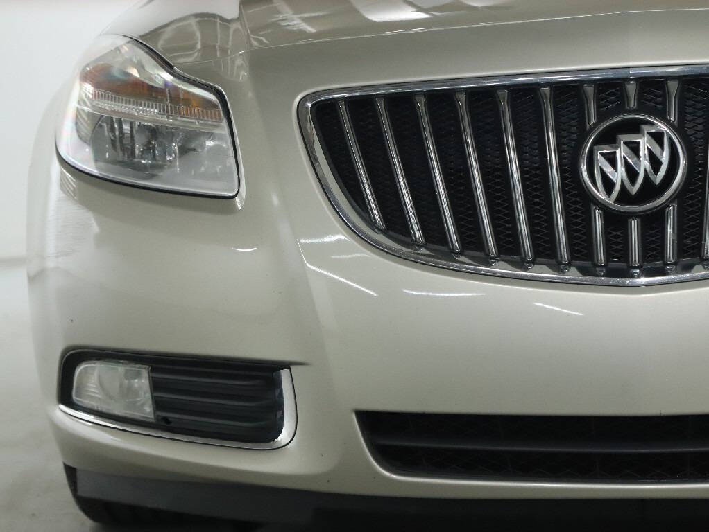 2013 Buick Regal Image 6