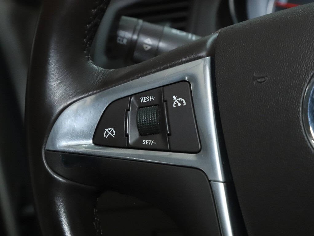 2013 Buick Regal Image 22