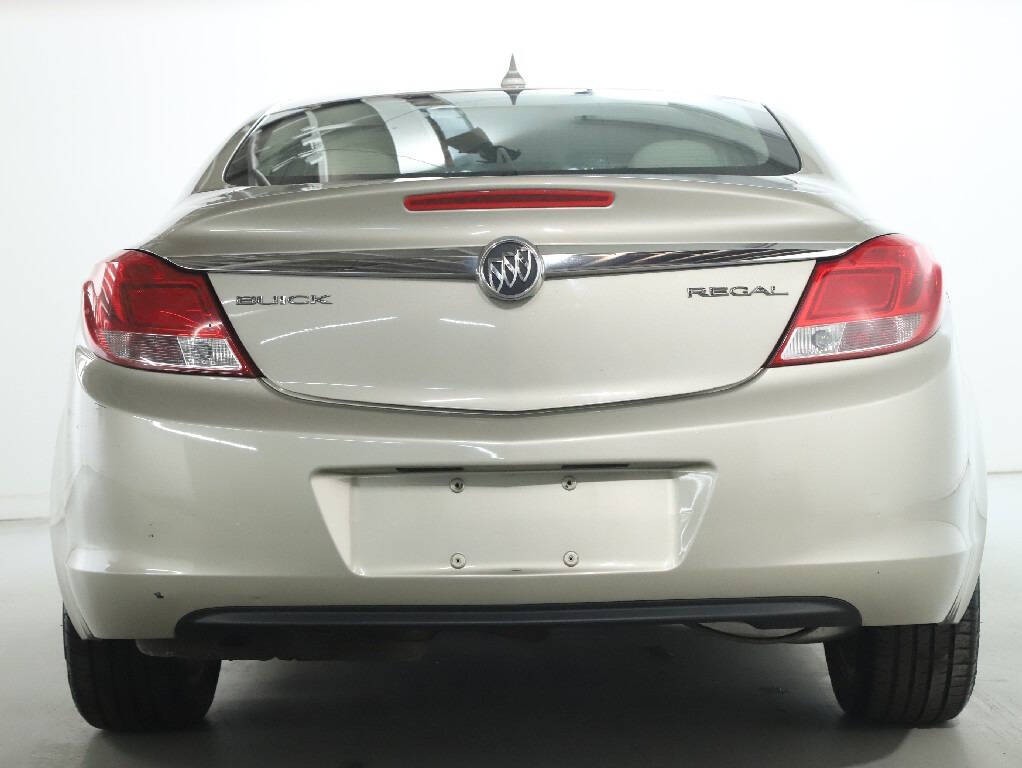 2013 Buick Regal Image 40