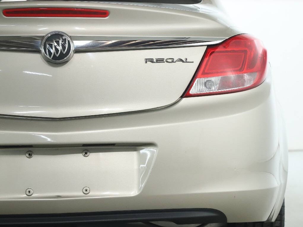 2013 Buick Regal Image 42