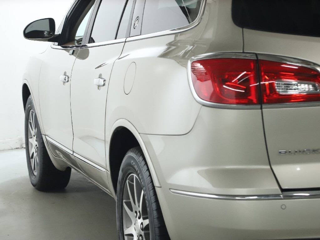 2015 Buick Enclave Image 40