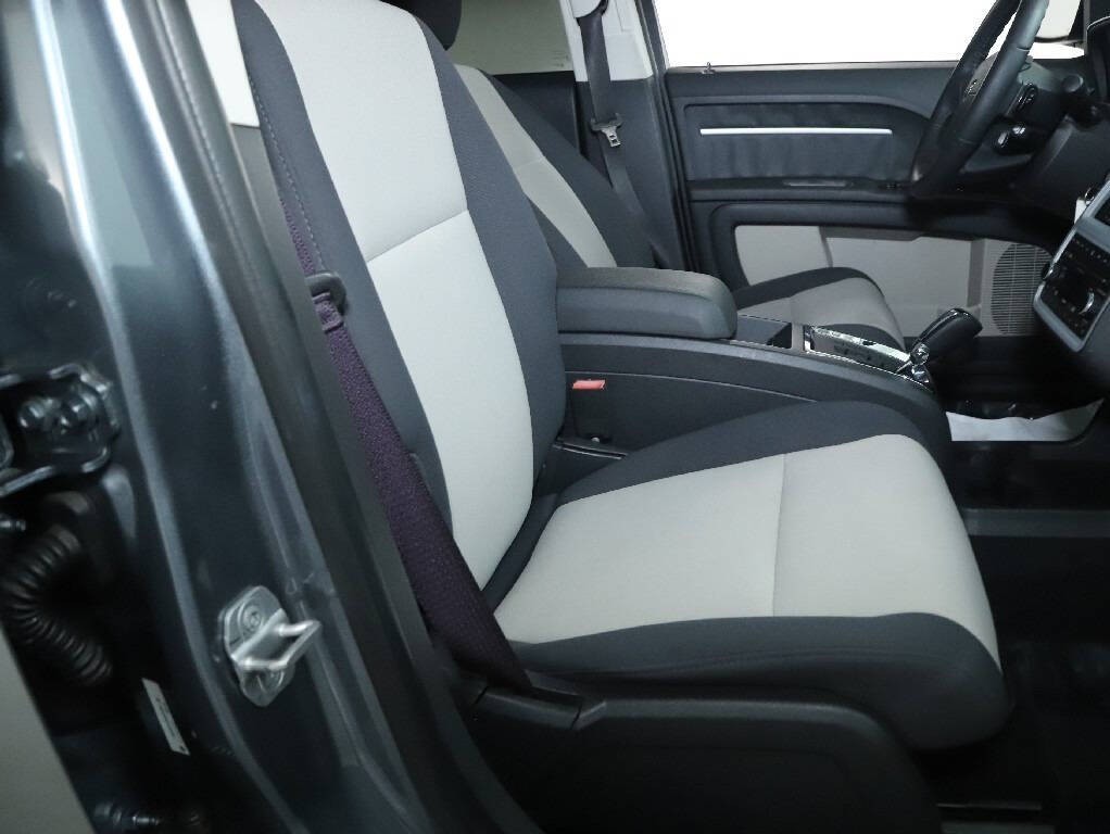 2009 Dodge Journey Image 27