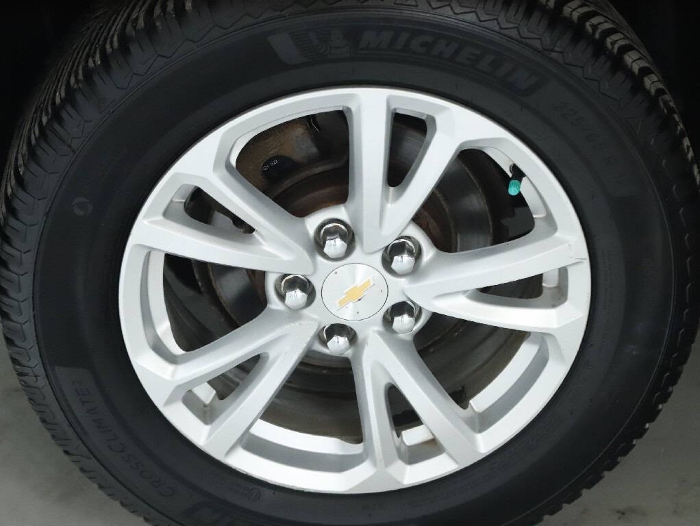 2017 Chevrolet Equinox Image 12