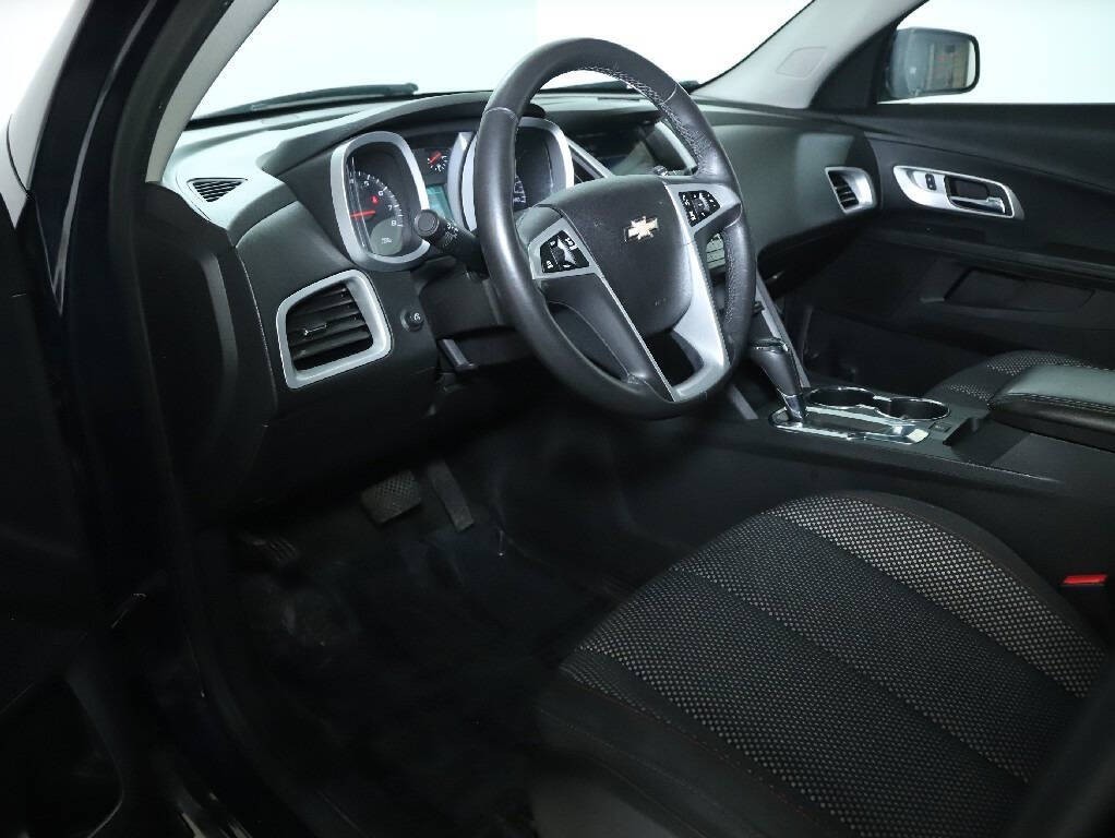 2017 Chevrolet Equinox Image 17