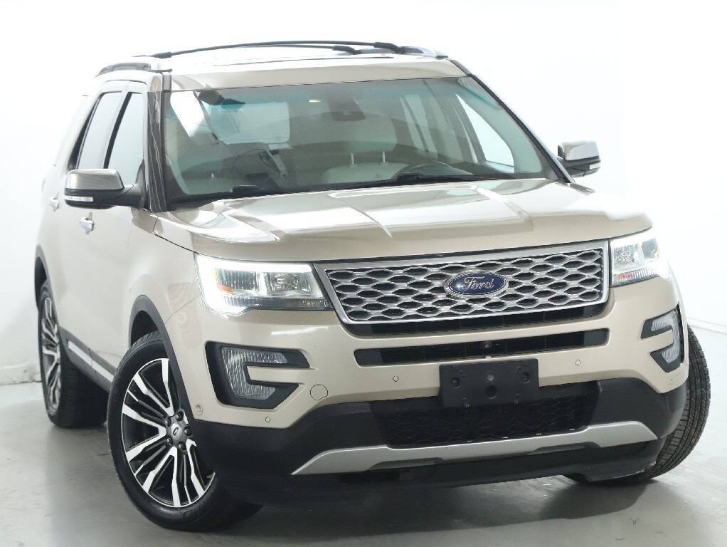 2017 Ford Explorer Image 2