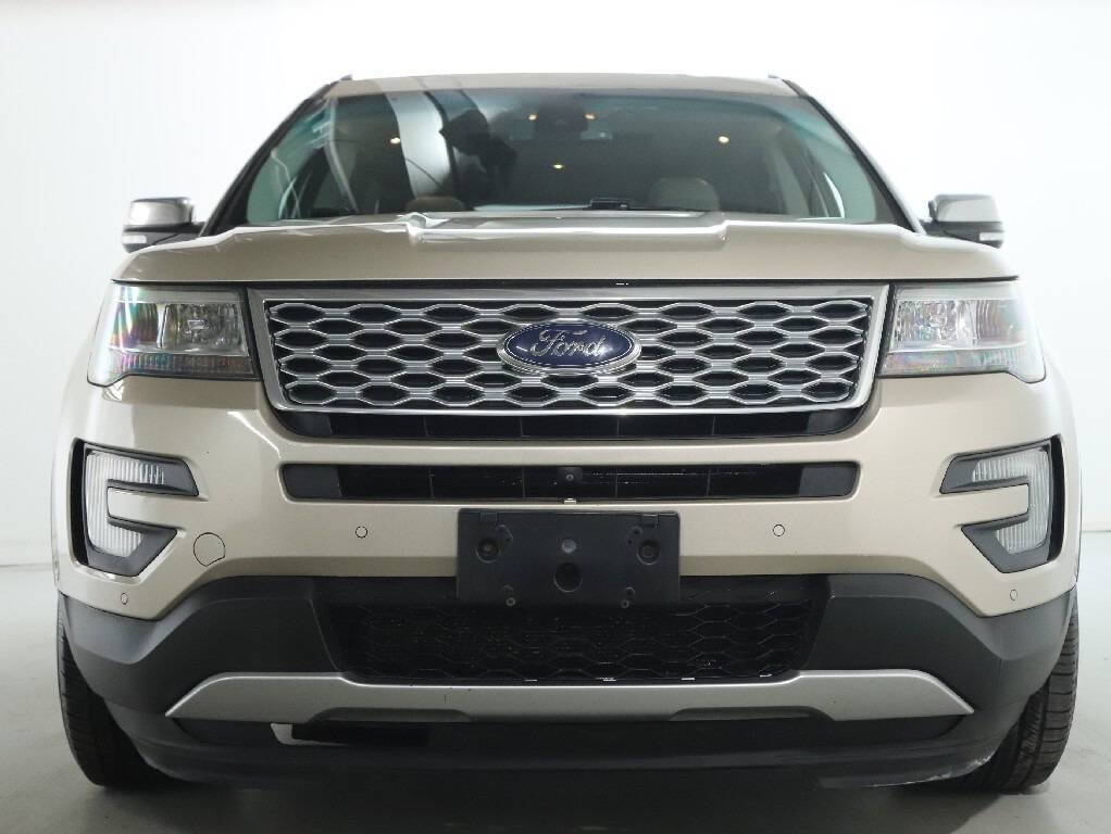 2017 Ford Explorer Image 5