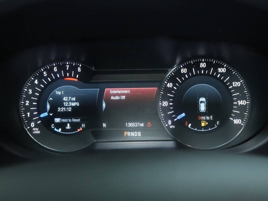 2017 Ford Explorer Image 26