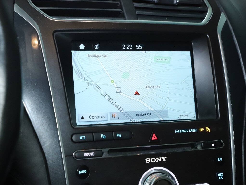 2017 Ford Explorer Image 27