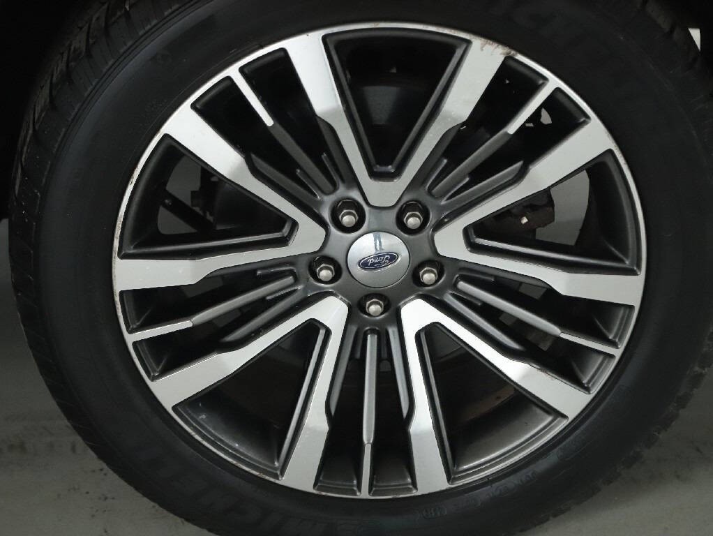 2017 Ford Explorer Image 43