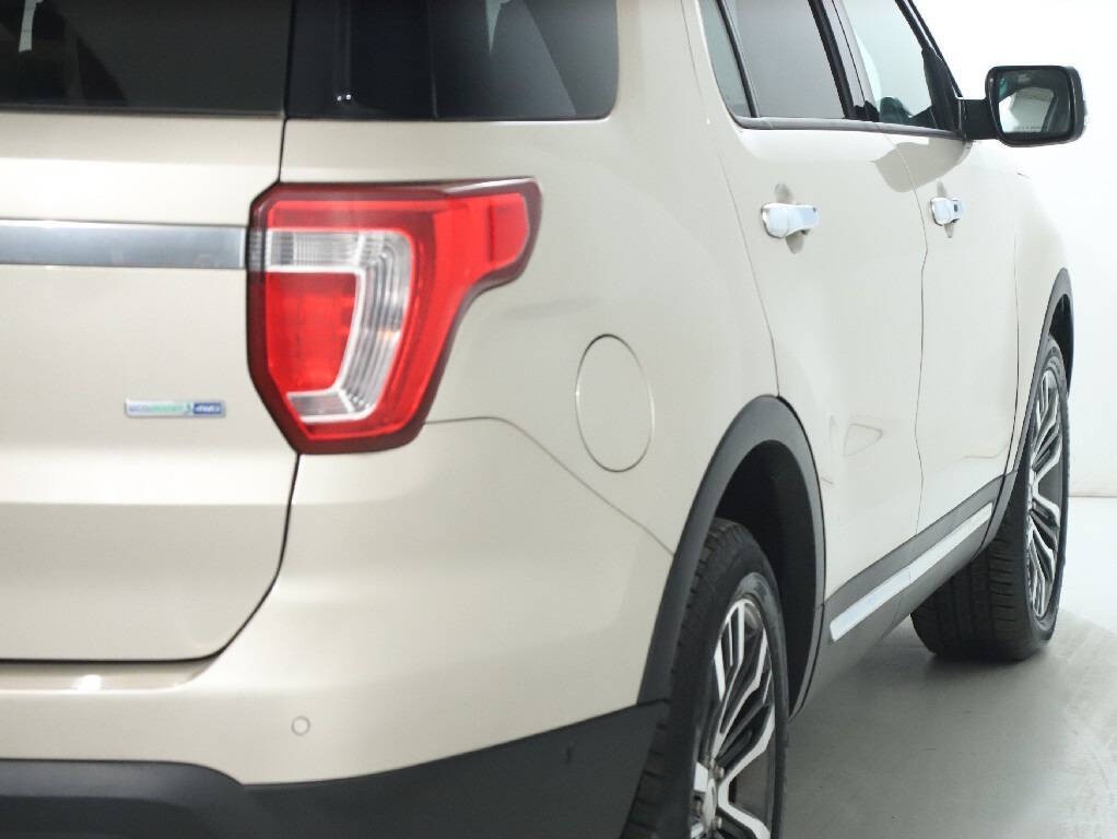 2017 Ford Explorer Image 49