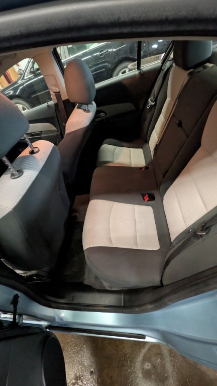 2012 Chevrolet Cruze Image 12