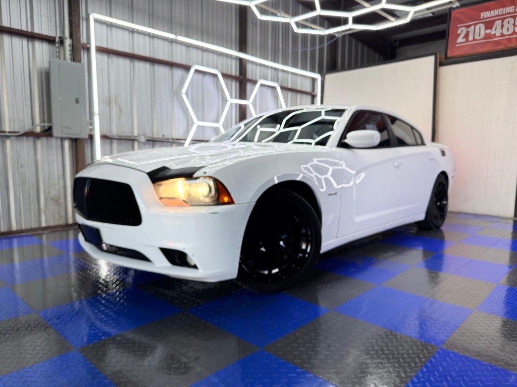 2012 Dodge Charger Image 2