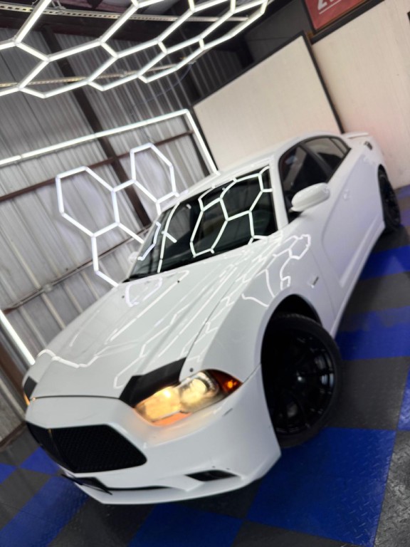 2012 Dodge Charger Image 5