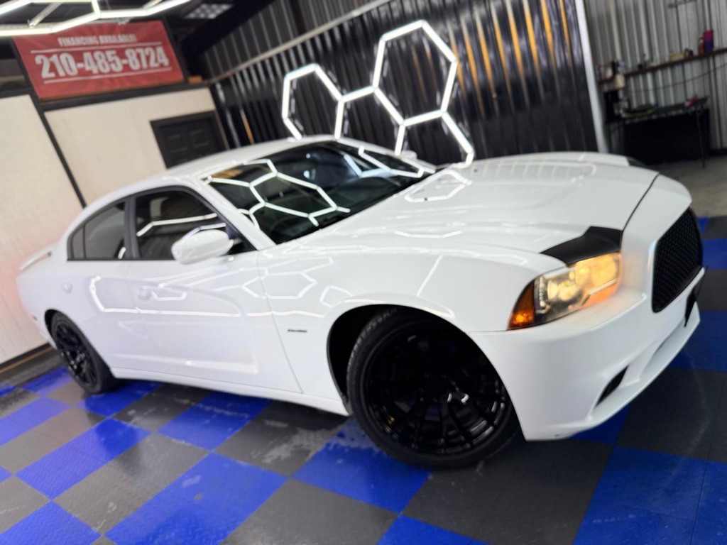 2012 Dodge Charger Image 10