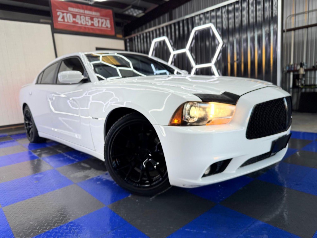 2012 Dodge Charger Image 12