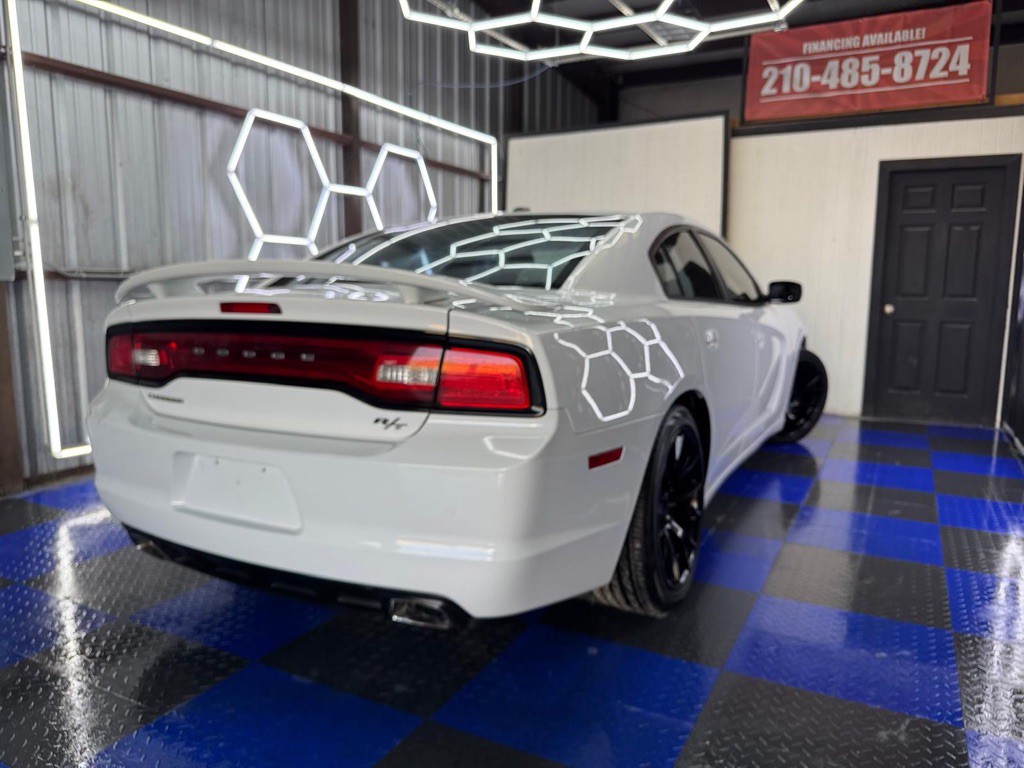 2012 Dodge Charger Image 15
