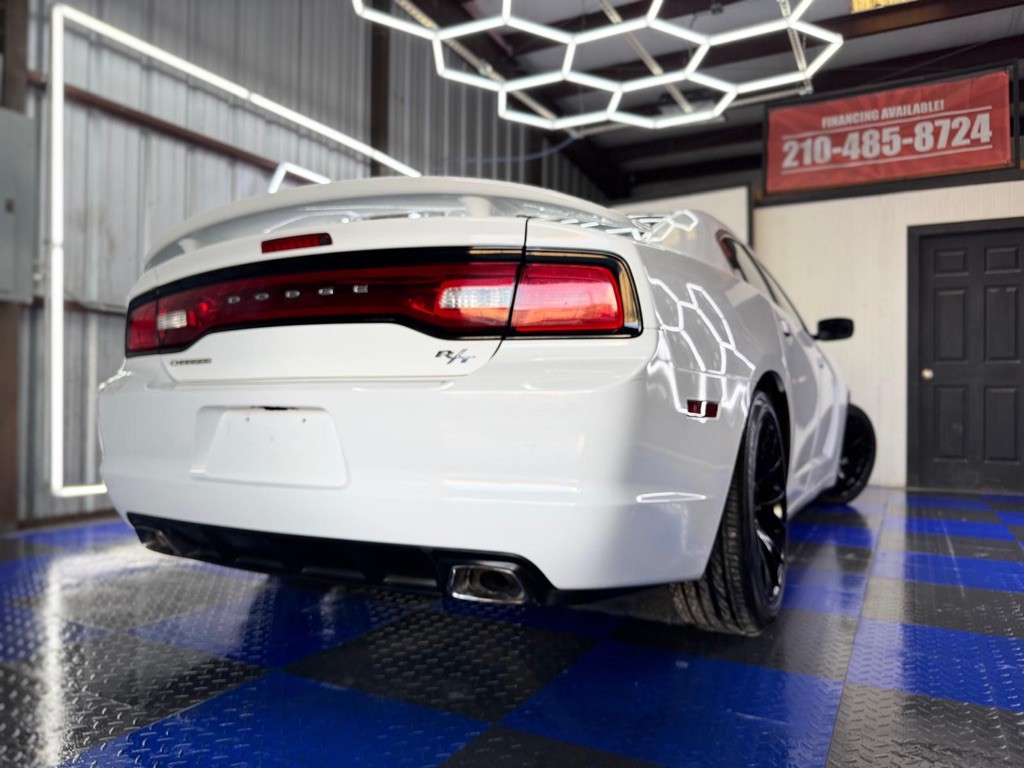 2012 Dodge Charger Image 17