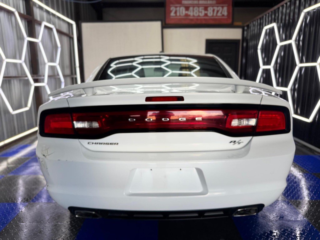 2012 Dodge Charger Image 18