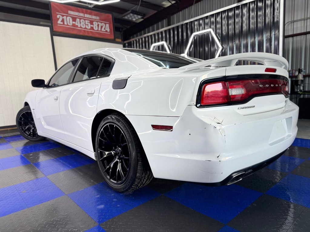 2012 Dodge Charger Image 23