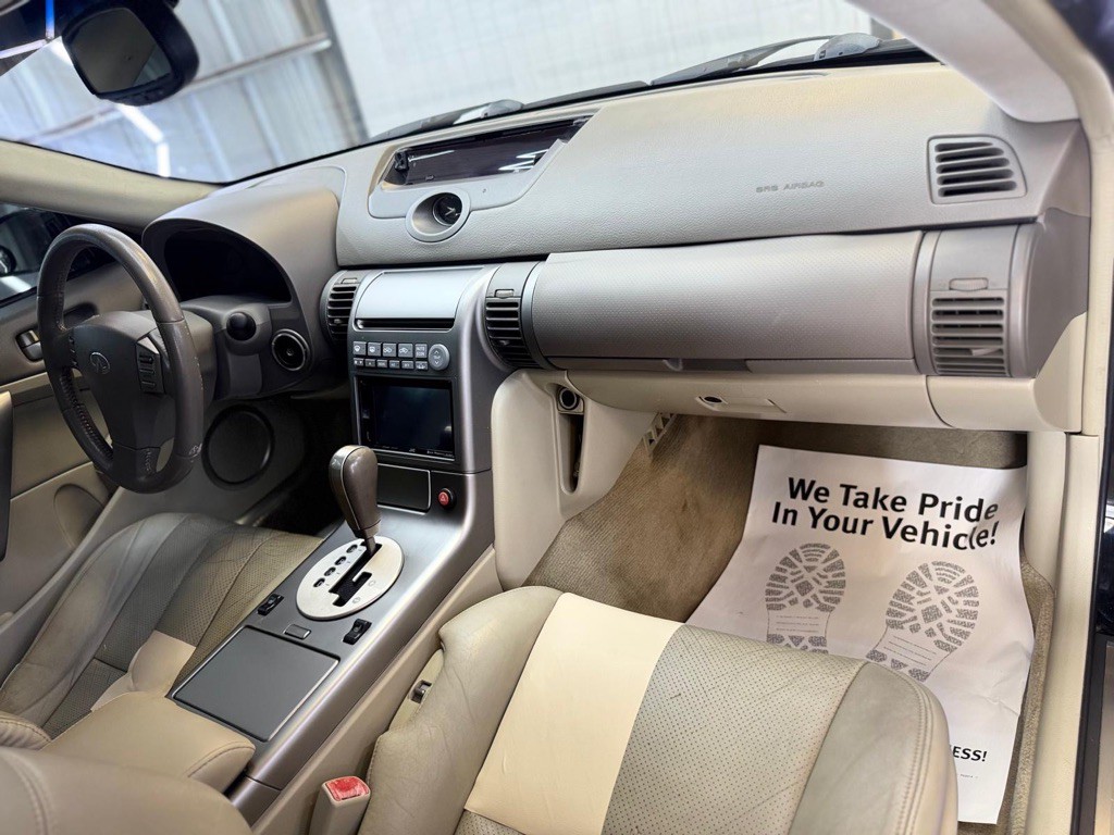 2004 INFINITI G35 Image 26