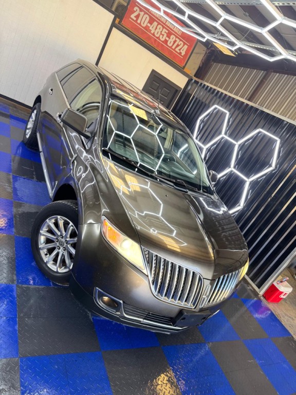 2011 Lincoln MKX Image 4