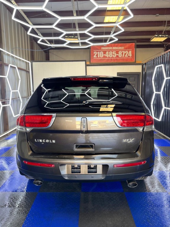 2011 Lincoln MKX Image 18