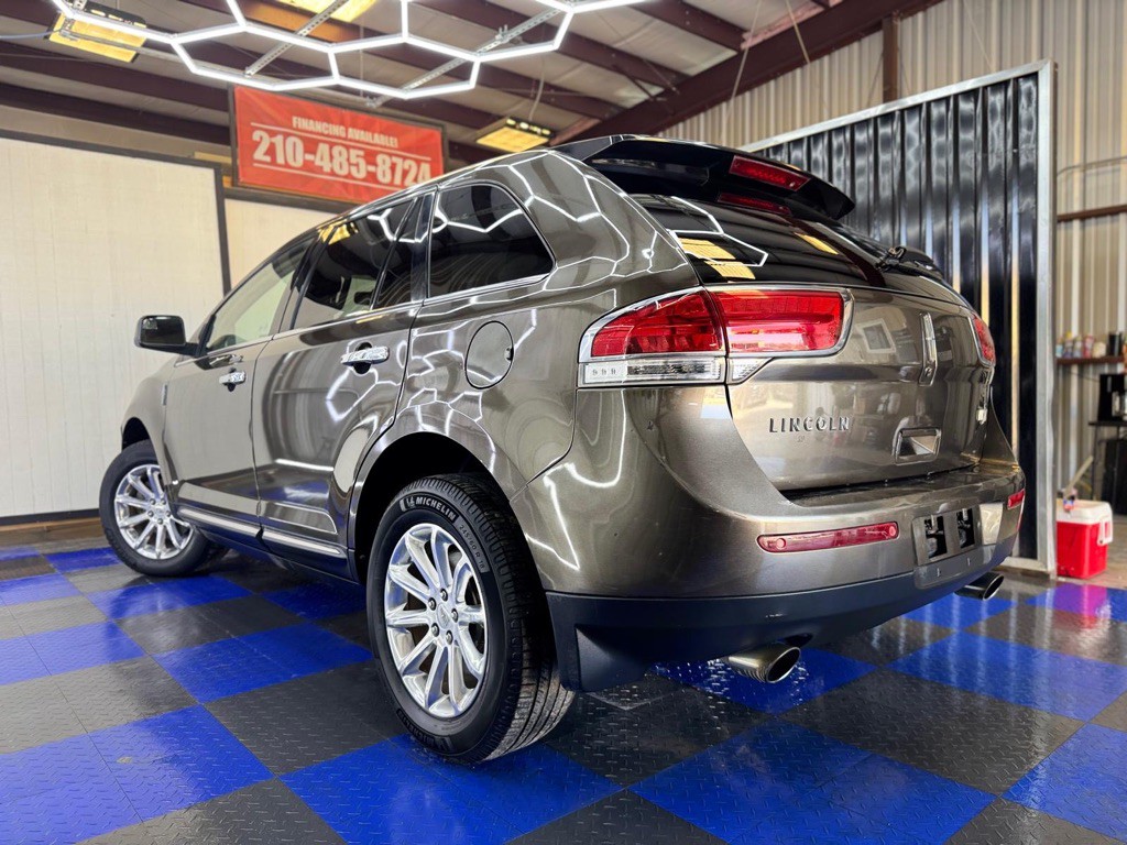 2011 Lincoln MKX Image 20