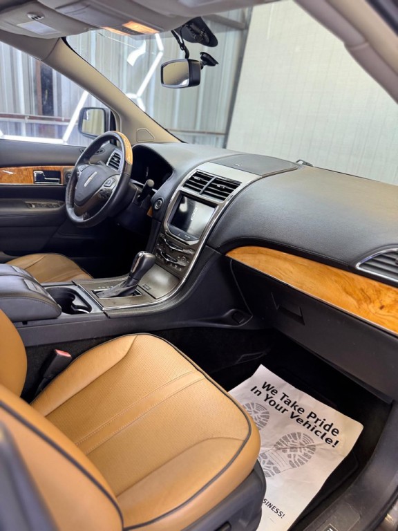 2011 Lincoln MKX Image 34