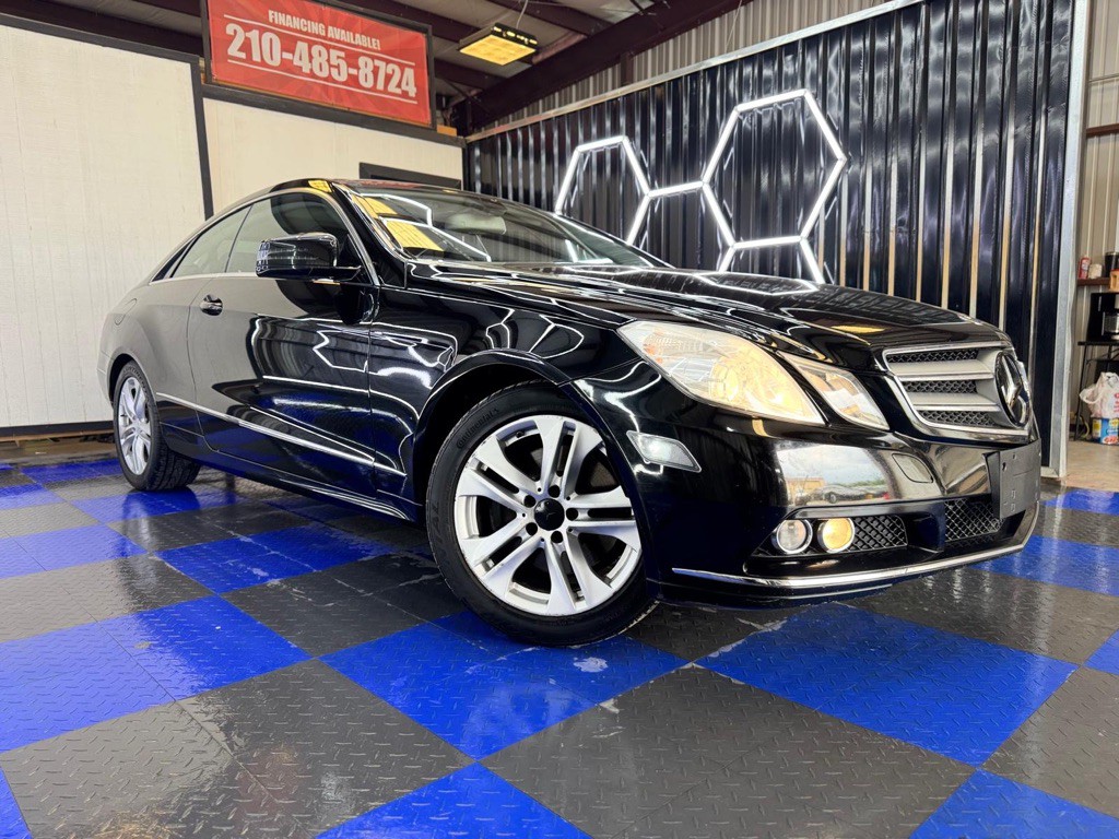 2010 Mercedes-Benz E-Class Image 15