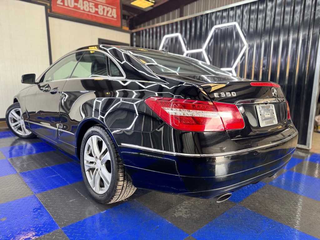 2010 Mercedes-Benz E-Class Image 27
