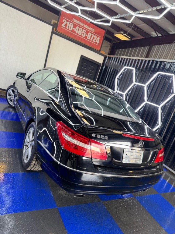 2010 Mercedes-Benz E-Class Image 28