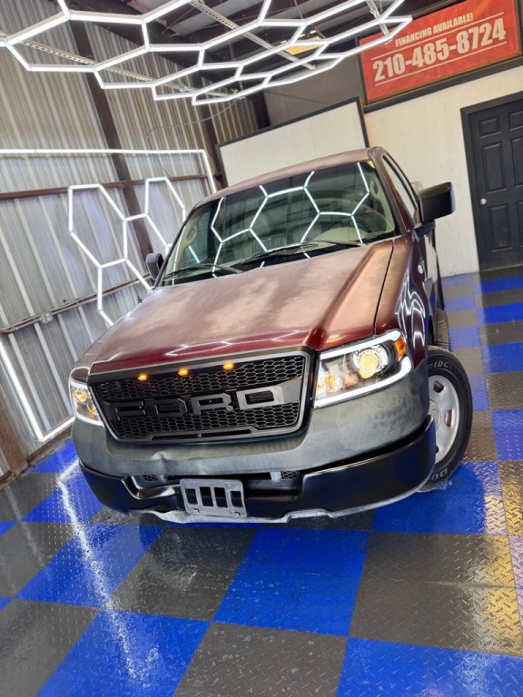 2005 Ford F-150 Image 2