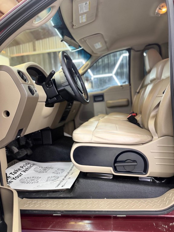 2005 Ford F-150 Image 29