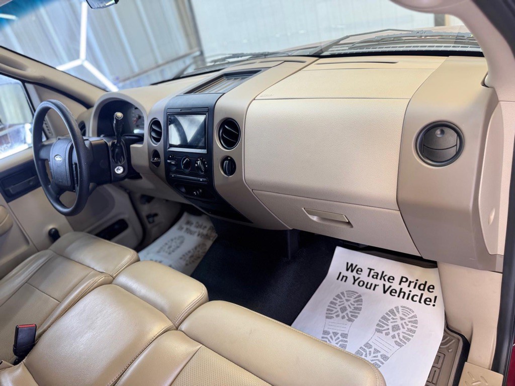 2005 Ford F-150 Image 36