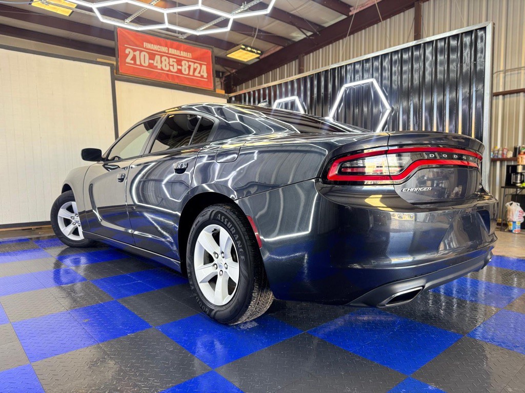 2016 Dodge Charger Image 19