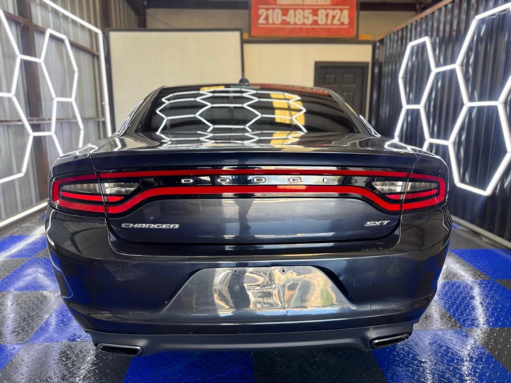 2016 Dodge Charger Image 22