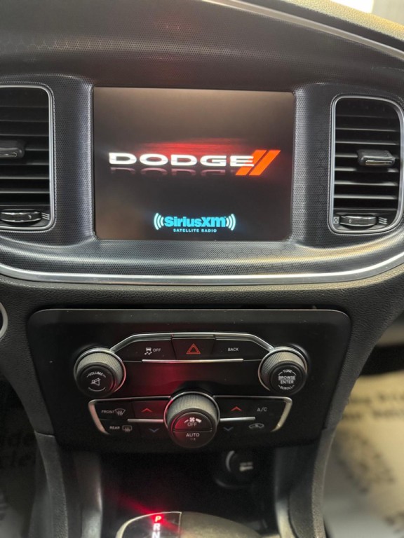2016 Dodge Charger Image 35