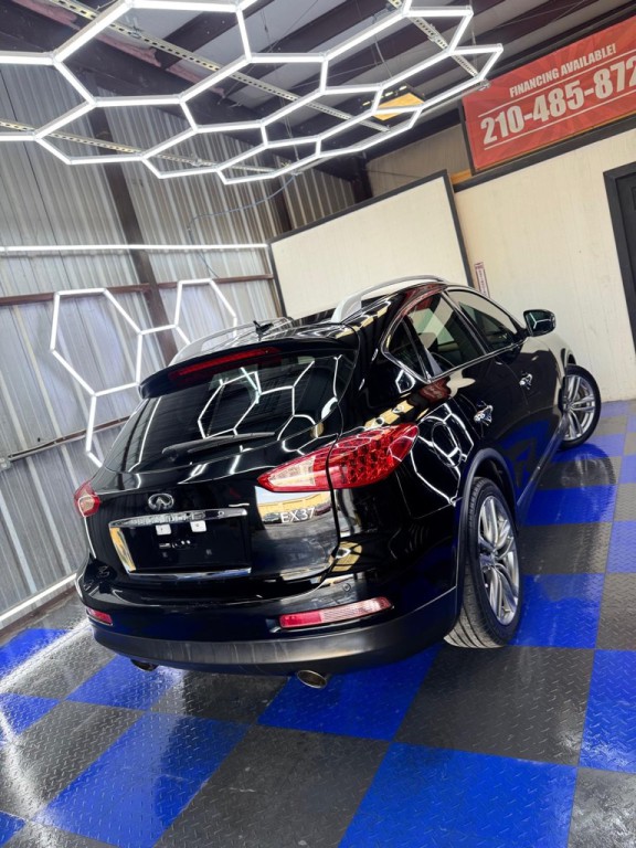 2013 INFINITI EX37 Image 24