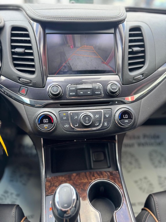 2015 Chevrolet Impala Image 32