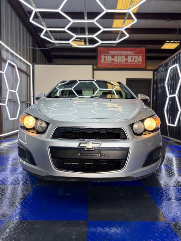 2015 Chevrolet Sonic Image 6